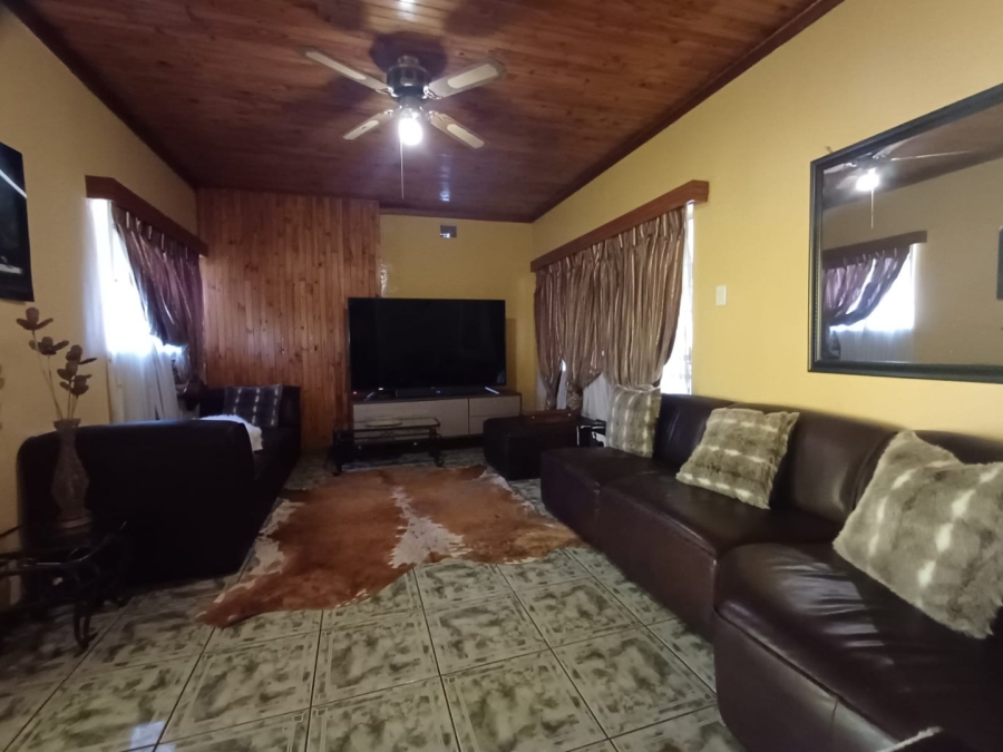 4 Bedroom Property for Sale in Dawkinsville North West